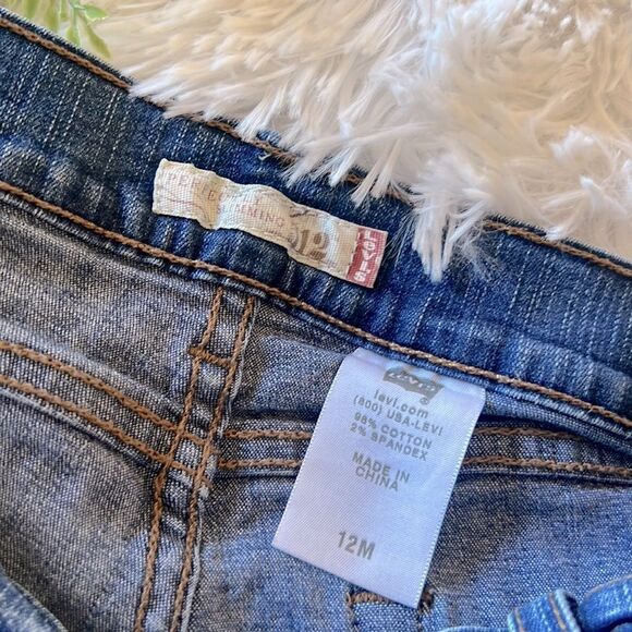 Levi’s 512 Perfectly Slimming Mid Rise Bermuda/Jort Cut Offs 12 - Picture 5 of 12